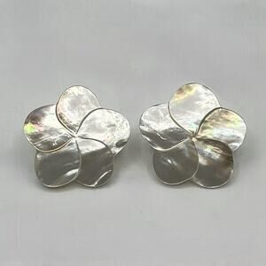 White Abalone Flower Earrings Mother of Pearl Natural Seashell Natural Beach